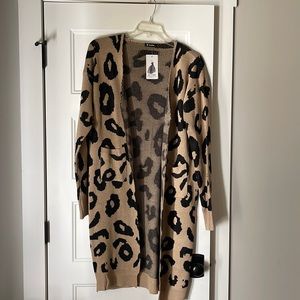 Long cheetah long cardigan